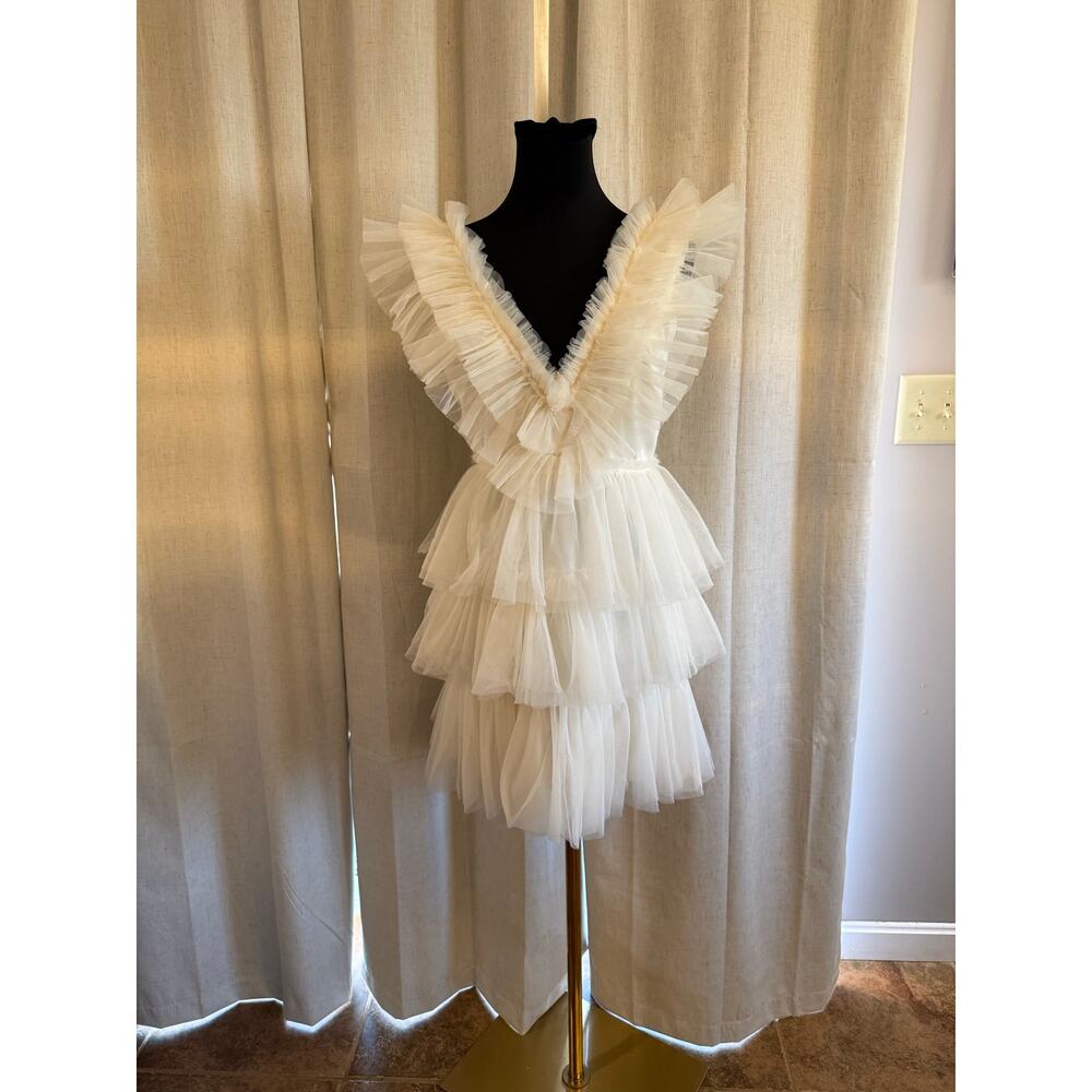 Cream Tulle Dress By Betsey Johnson Size Medium NWT